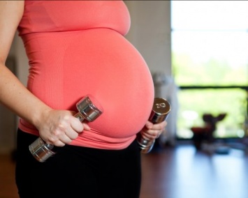 Медики заявили о пользе спорта для будущих матерей и их младенцев