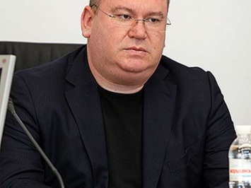 Экс-губернатор Запорожской области лишился внедорожника