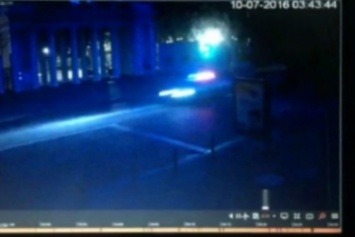 В сети появилось видео движения машины харьковских патрульных, за секунду до смертельного столкновения