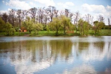 В водоемах Донецка опасно купаться - зафиксирован случай летального исхода с подозрением на лептоспироз