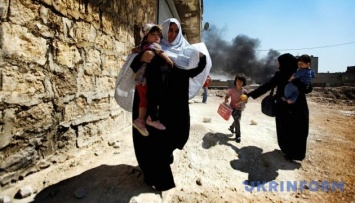 На беженцев в Сирии сбросили кассетные бомбы, среди жертв - женщины и дети
