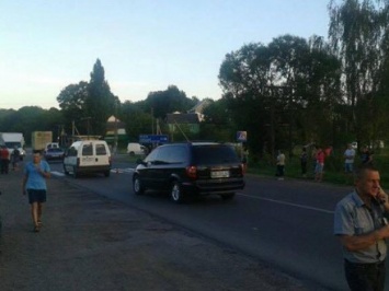 Мужчина погиб на пешеходном переходе возле Ровно