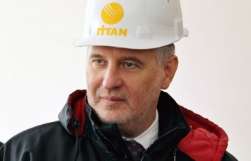 "Газпром" ликвидировал газового трейдера "Rosukrenergo" Фирташа