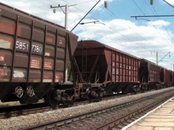 На российско-украинской границе остаются 59 железнодорожных вагонов, которые направлялись в Казахстан и Киргизию