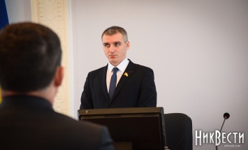 Сенкевич закрыл сессию горсовета, не увидев у депутатов «конструктива и желания работать»