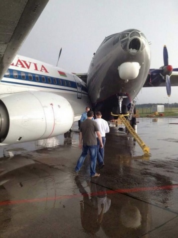 В аэропорту Минска столкнулись два лайнера
