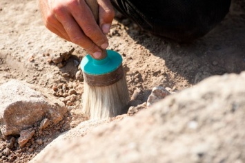 Археологи нашли в Пскове останки дружинника 11 века