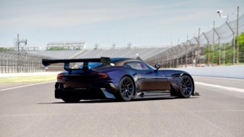Очень редкий Aston Martin Vulcan продадут через аукцион