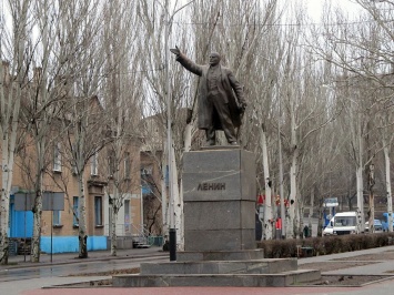 Вятрович отчитался о демонтированных памятниках Ленину