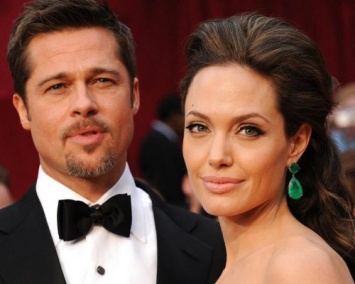 Анджелина Джоли и Брэд Питт снова сыграют свадьбу