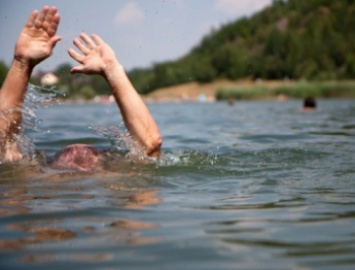 Два 17-летних парня за день утонули в Кирилловке