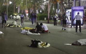 Теракт в Ницце: подробности трагедии во Франции