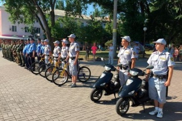 С помощью городской власти в Бердянске возродили вело - мотополицию