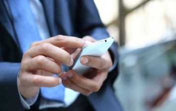 АМКУ заподозрил крупнейших мобильных операторов в нарушении законодательства