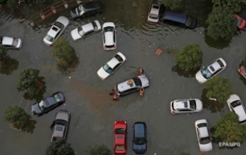 Из-за наводнения в Китае погибли 237 человек