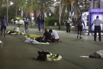 Горсовет выразил соболезнования в связи с терактом во Франции