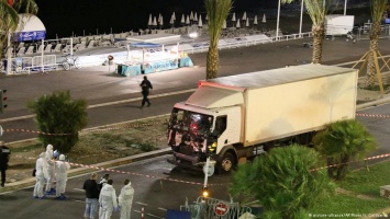 AFP: Личность водителя грузовика в Ницце установлена