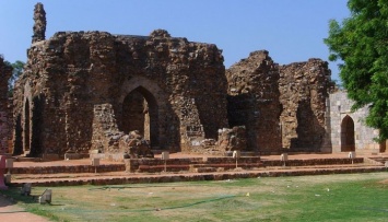 При раскопках гробниц Qutub Shahi обнаружены остатки мечети