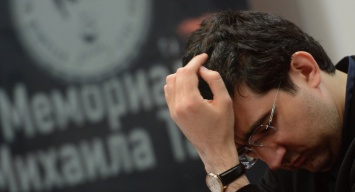 Россиянин Крамник сыграл вничью с немцем Буманом на шахматном турнире в Дортмунде