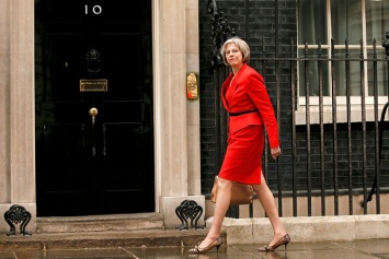 Леопардовый нынче в моде. Премьер Британии развенчала миф о пошлости агрессивных принтов