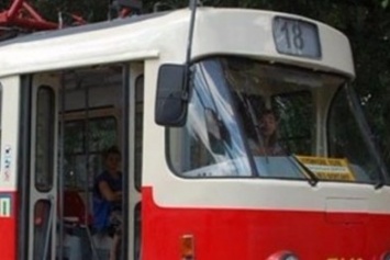 Киев отменил маршрутку и заменил ее на трамвай