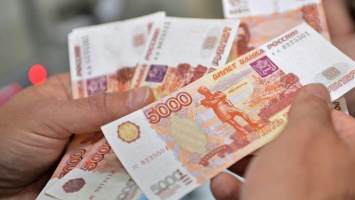 Житель Петербурга купил два iPhone 6s за 73 000 распечатанных на принтере рублей