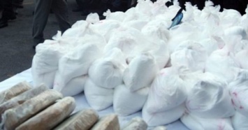 В Москве обнаружили наркотики в мешках с сухофруктами