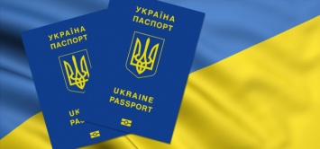 Политтехнолог считает, что биометрические паспорта украинцам навязывают барыги