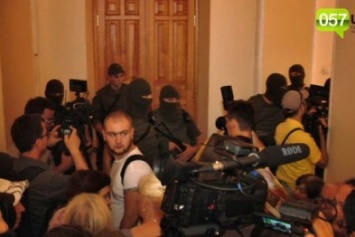 Полиция составила протоколы по факту недопущения журналистов на суд по делу Александровской