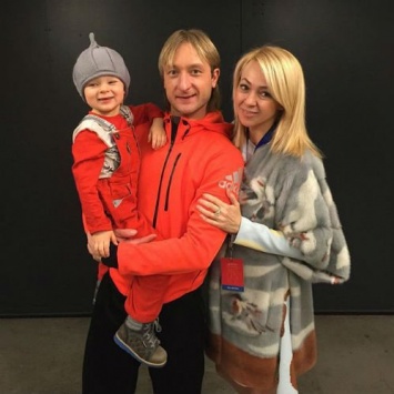 У сына Плющенко и Рудковской была съемка с топ-моделью