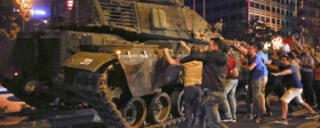 Организаторы военного путча в Турции намереваются продолжить свою борьбу