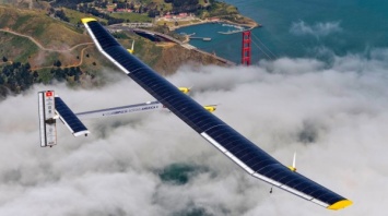 Solar Impulse 2 прервал полет из-за здоровья штурмана