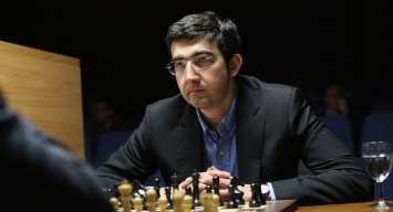 Россияне Крамник и Наер закончили свои матчи вничью на шахматном турнире в Дортмунде