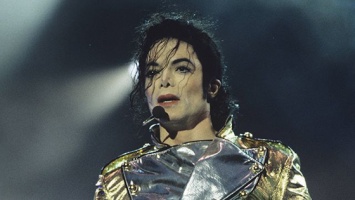 Врач Майкла Джексона рассказал, что поп-король хотел жениться на 11-летней Эмме Уотсон