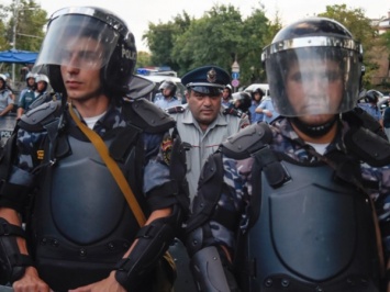Глава оппозиции в Армении прокомментировала захват заложников в столице