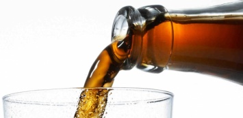 Ученые: Газированные напитки повышают риск онкозаболеваний