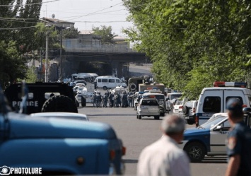 В Армении после захвата здания полиции задержали200 человек