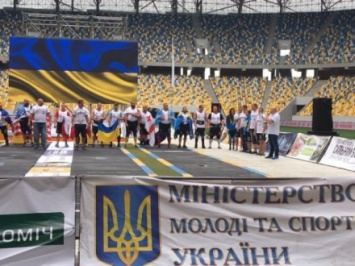 Украинский стронгмены торжествовали на парном чемпионате мира в Львове