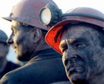 В Кузбассе после сигнала датчика метана из шахты эвакуировали горняковша