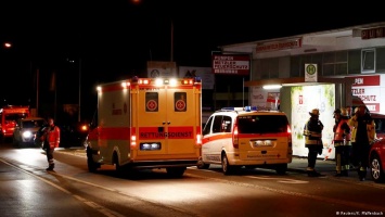 Четверо раненых в результате нападения на поезд в Баварии находятся в тяжелом состоянии