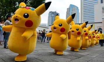 Порошенко предлагают запретить в Украине официальный выход популярной Pokemon GO, - петиция