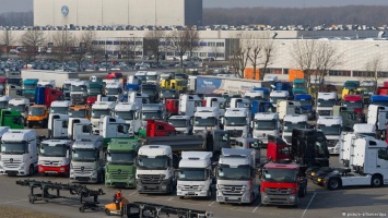 ЕС обложил производителей грузовиков рекордным штрафом в 3 миллиарда евро