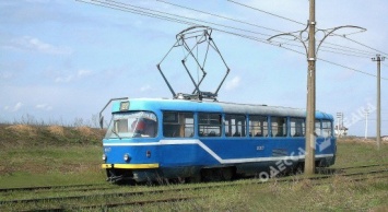 В Одессе женщина попала под трамвай