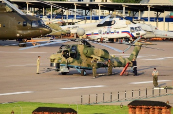 Появились первые фотографии нового российского вертолета Ми-28НМ
