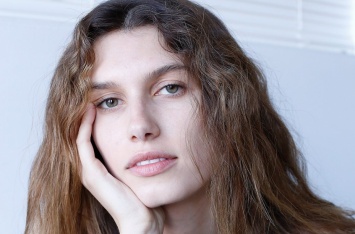 Новое лицо: модель Роуз Гилрой