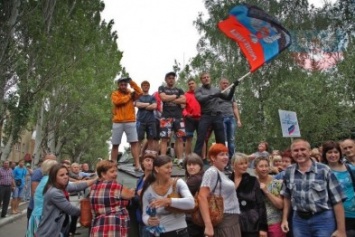 В «ДНР» две тысячи человек репетировали нападение на миссию ОБСЕ (ФОТО, ВИДЕО)