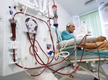 Из-за блокирования тендерной процедуры, гемодиализ в Запорожье проводят благодаря гуманитарной помощи