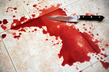 Ночной гость изрезал ножом знакомого