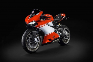 Последний Ducati Superleggera выставили на аукцион