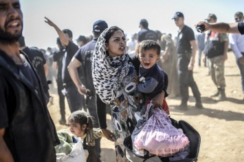 США примут 10 тысяч беженцев из Сирии